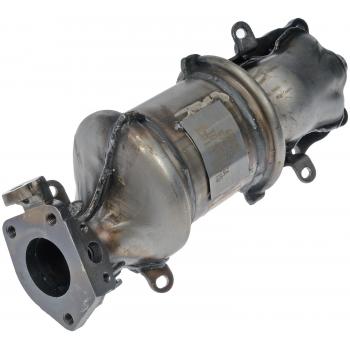 2015 Acura RLX Exhaust Manifold with Integrated Catalytic Converter