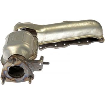 2004 Chevrolet Tracker Exhaust Manifold with Integrated Catalytic Converter