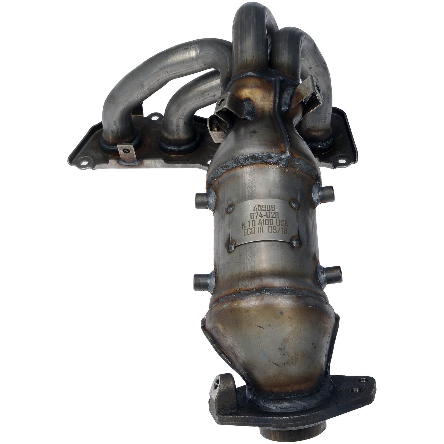 Dorman 673028 - Exhaust Manifold with Integrated Catalytic Converter Dorman 673028 Exhaust Manifold with Integrated Catalytic Converter product image 3 of 6