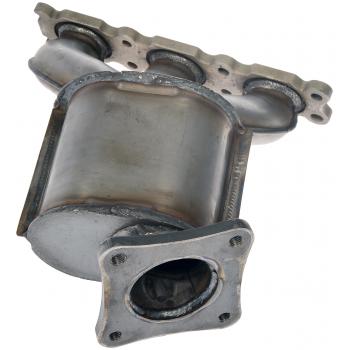 2011 Volvo S80 Exhaust Manifold with Integrated Catalytic Converter