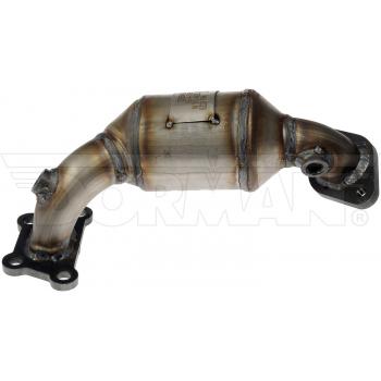 2016 Cadillac XTS Exhaust Manifold with Integrated Catalytic Converter