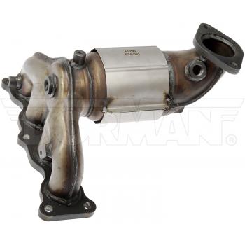2017 Kia Sportage Exhaust Manifold with Integrated Catalytic Converter