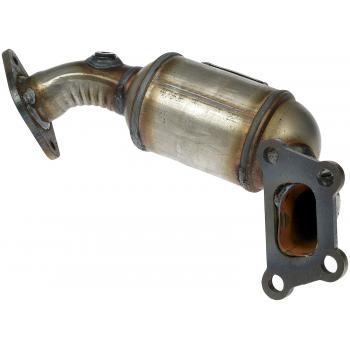 2013 Chevrolet Impala Exhaust Manifold with Integrated Catalytic Converter