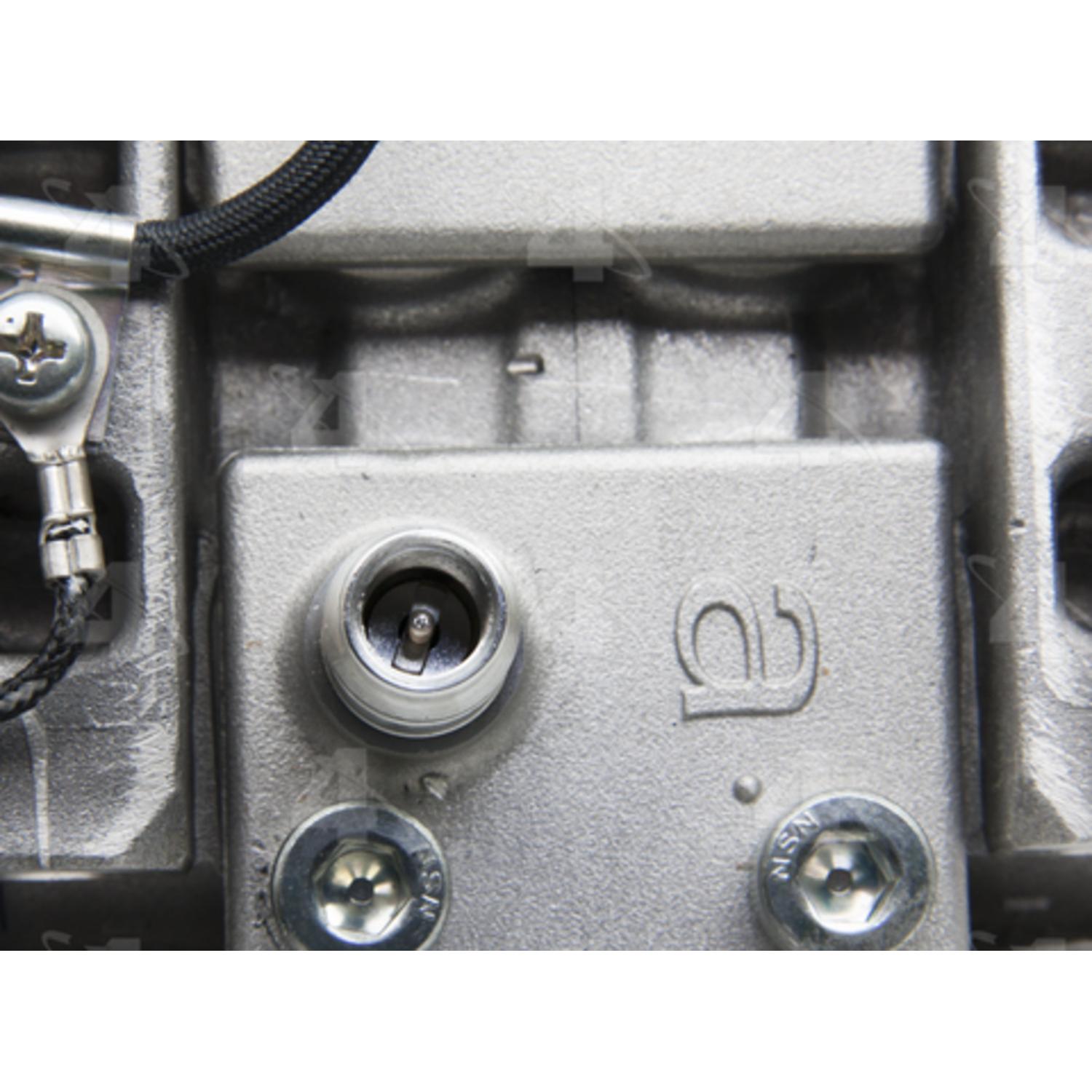 Four Seasons 198311 - A/C Compressor Four Seasons 198311 A/C Compressor product image 2 of 3