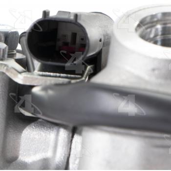 2006 Mercedes-Benz CLK500 A/C Compressor Four Seasons 198321 image 4 of 4