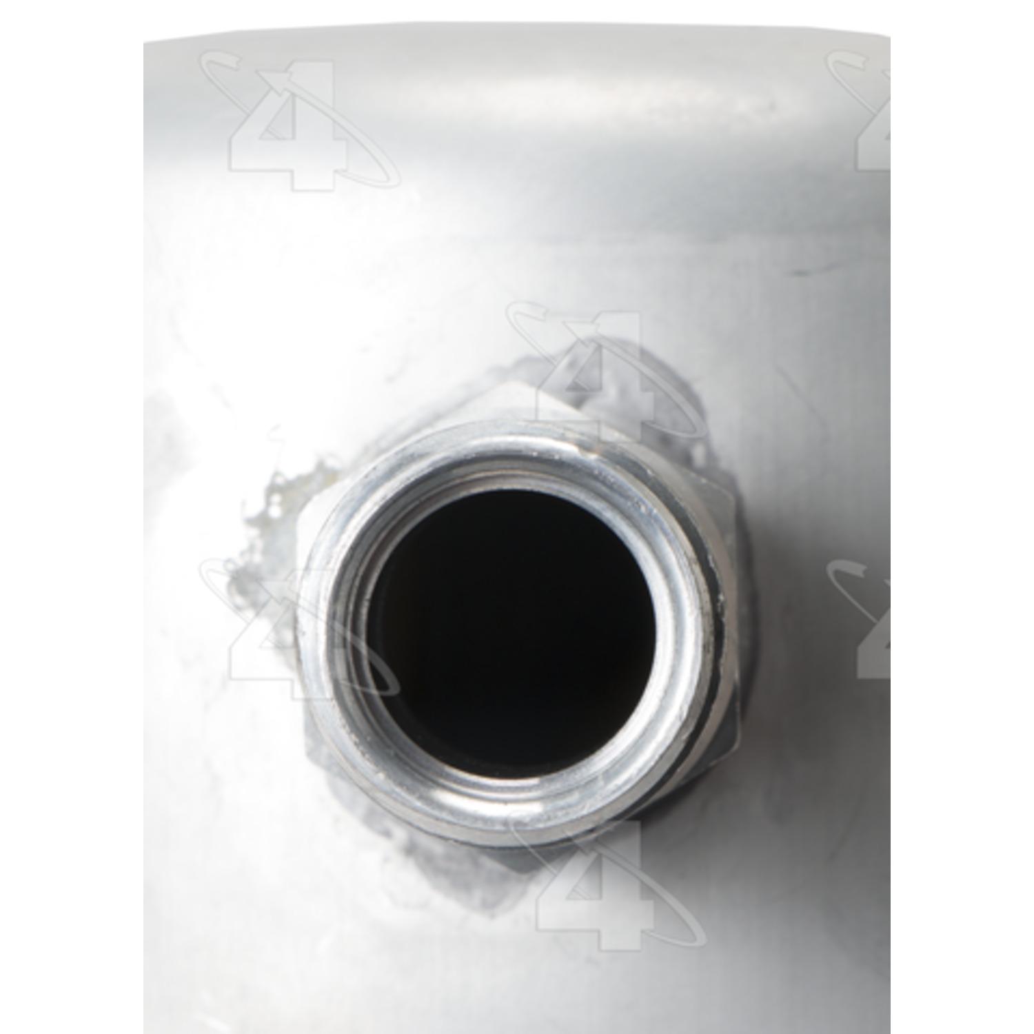 Four Seasons 33064 - A/C Accumulator Four Seasons 33064 A/C Accumulator product image 5 of 10
