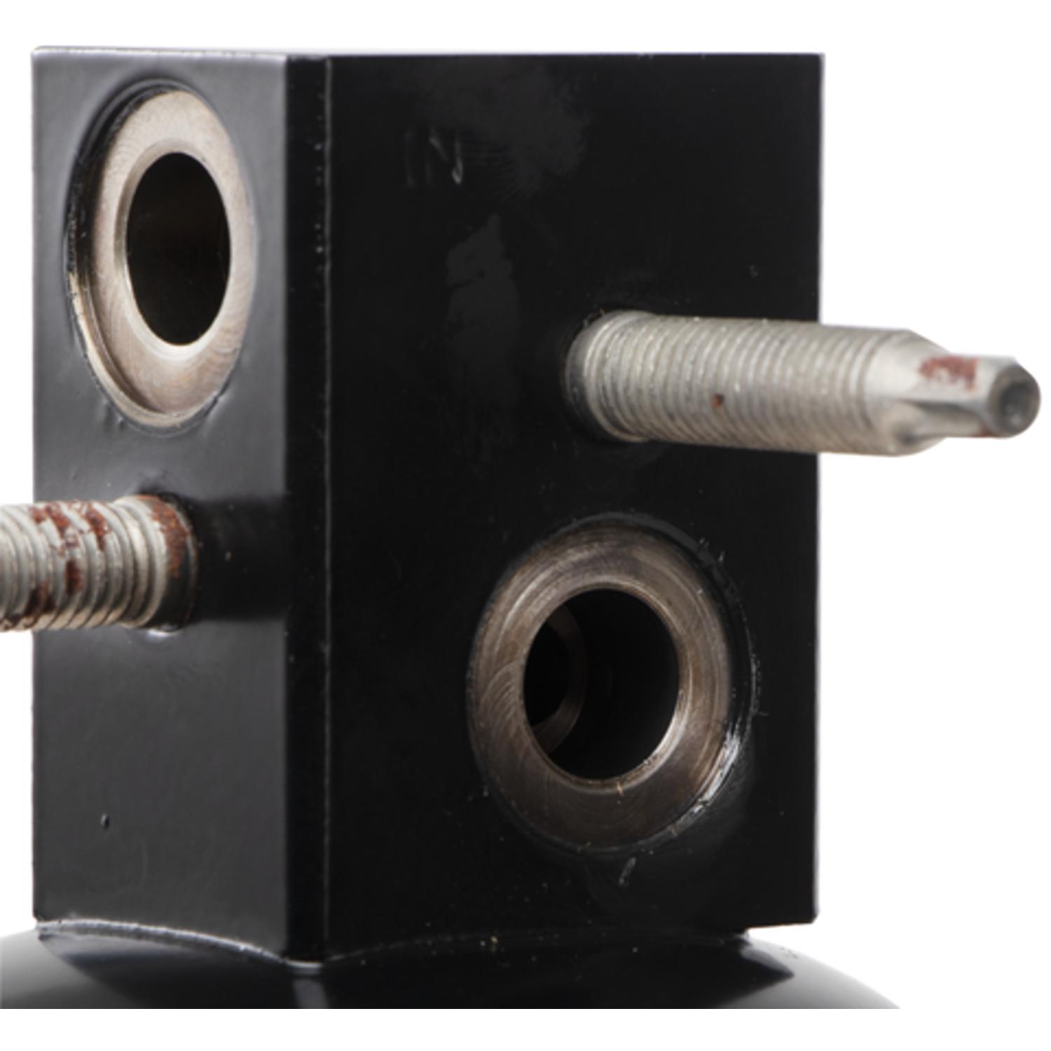 Four Seasons 33917 - A/C Receiver Drier Four Seasons 33917 A/C Receiver Drier product image 4 of 5