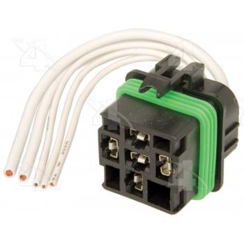 1993 Buick Park Avenue A/C Clutch Control Relay Harness Connector