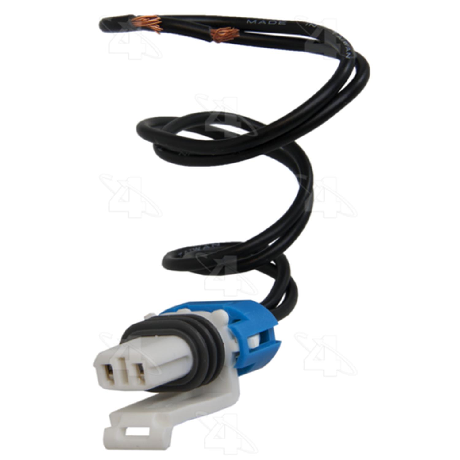 Four Seasons 37240 - HVAC Blower Motor Connector Four Seasons 37240 A/C Clutch Cycle Switch Connector product image 1 of 3