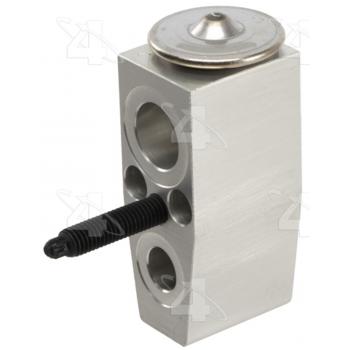 2014 Freightliner Cascadia A/C Expansion Valve