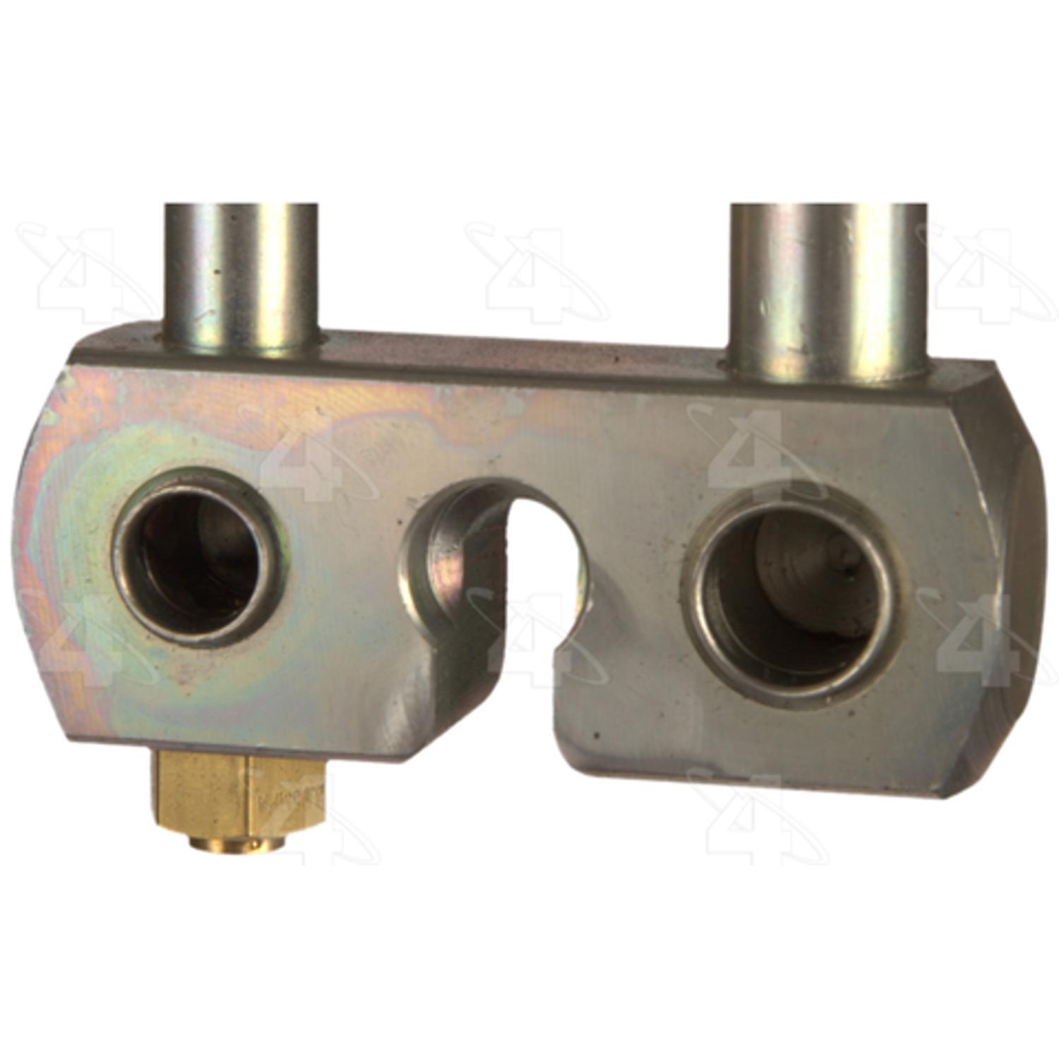 Four Seasons 55013 - A/C Refrigerant Discharge / Suction Hose Assembly Four Seasons 55013 A/C Manifold Hose Assembly product image 3 of 4