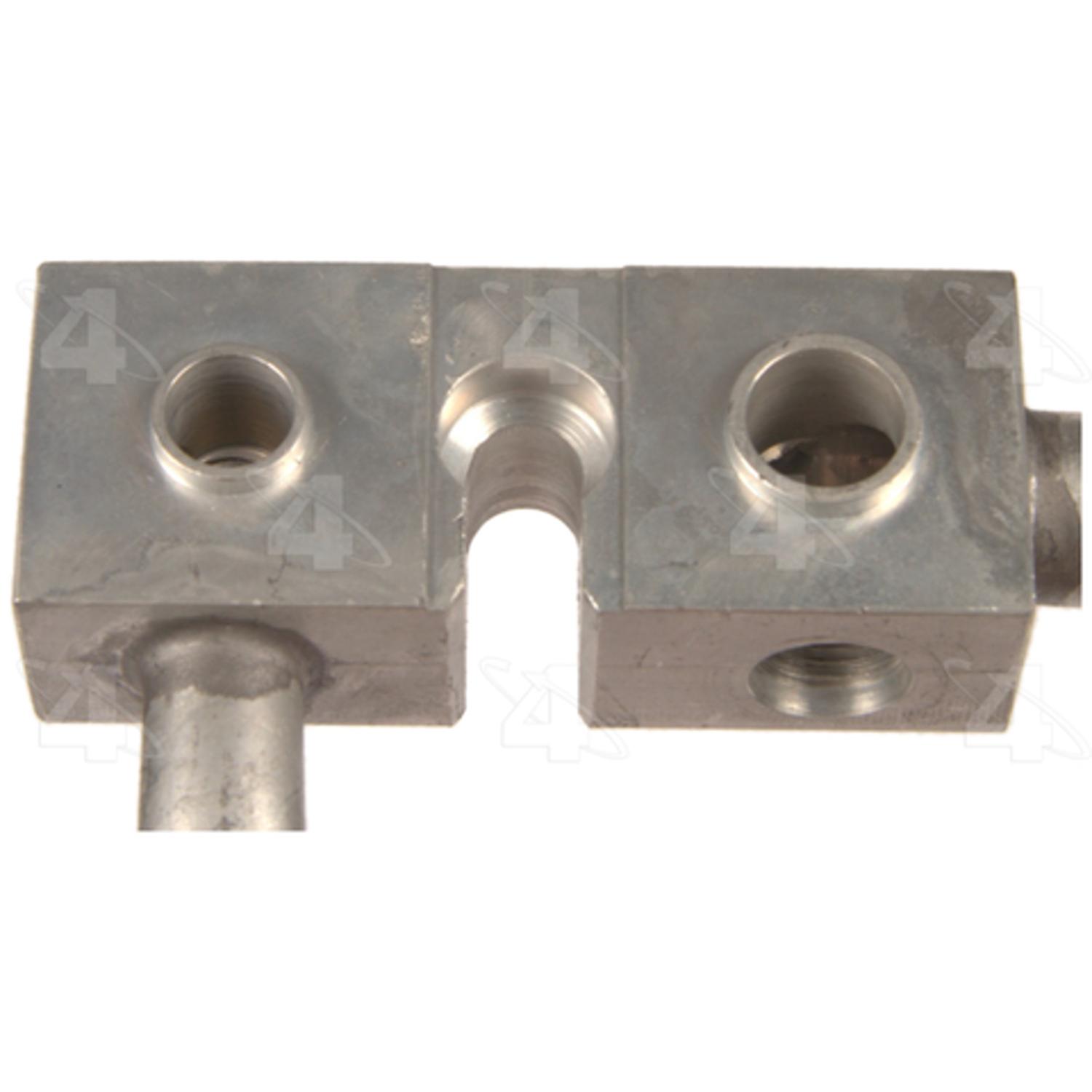 Four Seasons 55324 - A/C Refrigerant Discharge / Suction Hose Assembly Four Seasons 55324 A/C Manifold Hose Assembly product image 3 of 5