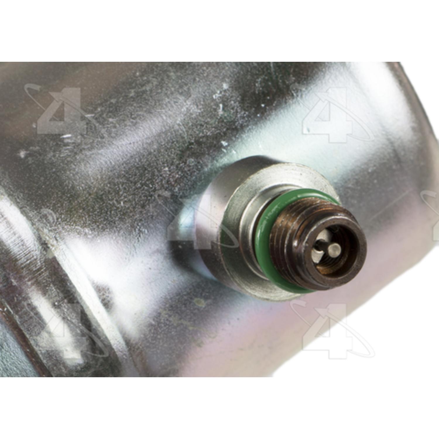 Four Seasons 56976 - A/C Refrigerant Discharge / Suction Hose Assembly Four Seasons 56976 A/C Manifold Hose Assembly product image 6 of 6