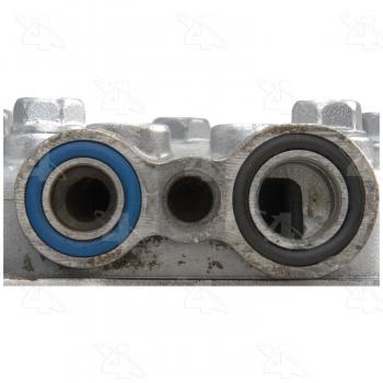 1984 Mazda 626 A/C Compressor Four Seasons 57508 image 3 of 4