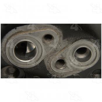 2000 Volvo V70 A/C Compressor Four Seasons 57520 image 3 of 4