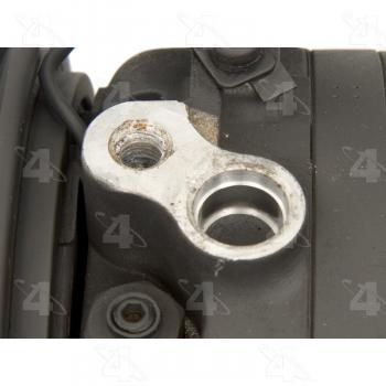 1997 Saturn SL A/C Compressor Four Seasons 57526 image 4 of 4
