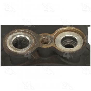 2001 Chevrolet R15 A/C Compressor Four Seasons 57931 image 4 of 4