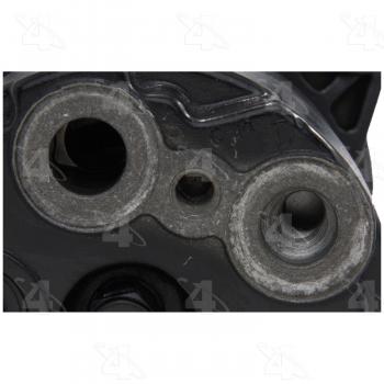 1996 Oldsmobile Aurora A/C Compressor Four Seasons 57962 image 3 of 4