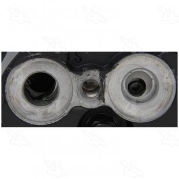 1993 GMC Safari A/C Compressor Four Seasons 57970 image 3 of 4