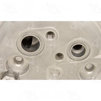 2000 Volvo V70 A/C Compressor Four Seasons 58520 image 3 of 4