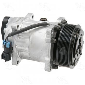 1993 Freightliner MB70 A/C Compressor