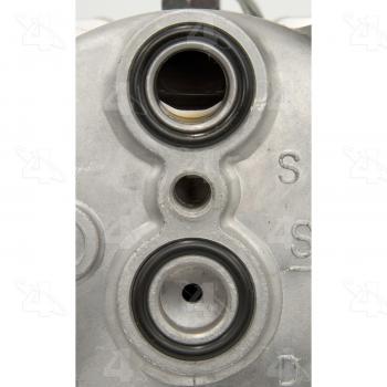 1999 Ford F800 A/C Compressor Four Seasons 58789 image 4 of 4