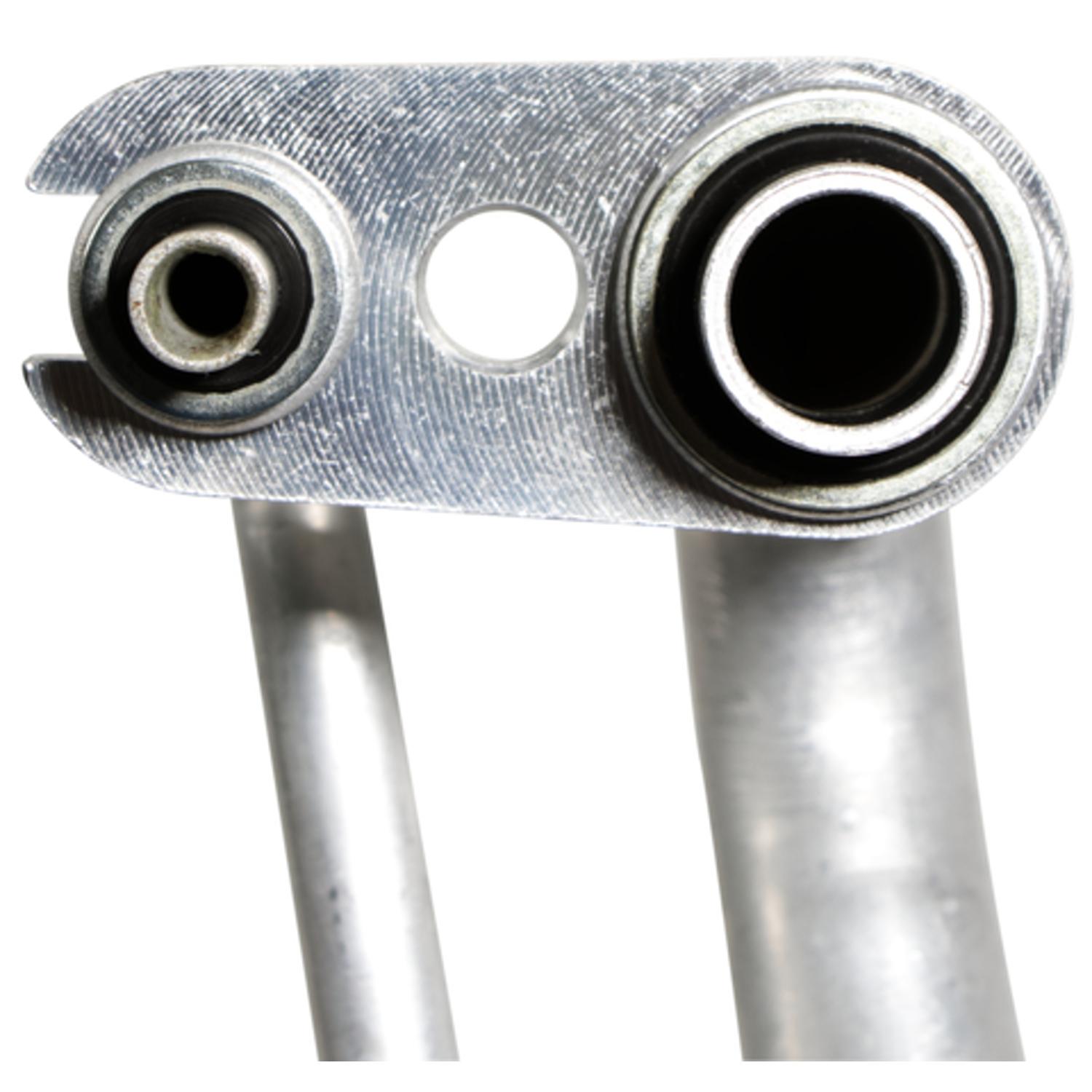 Four Seasons 65272 - A/C Refrigerant Suction Hose Four Seasons 65272 A/C Refrigerant Suction Hose product image 3 of 6