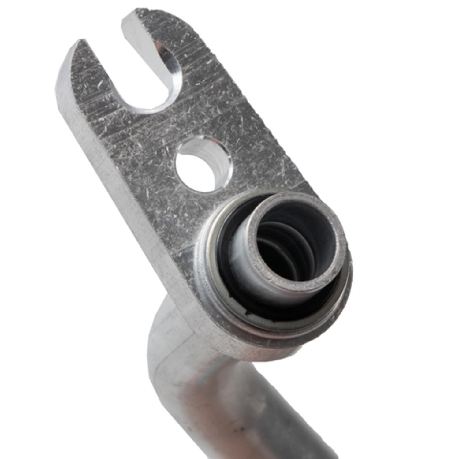 Four Seasons 65733 - A/C Refrigerant Suction Hose Four Seasons 65733 A/C Refrigerant Suction Hose product image 4 of 5