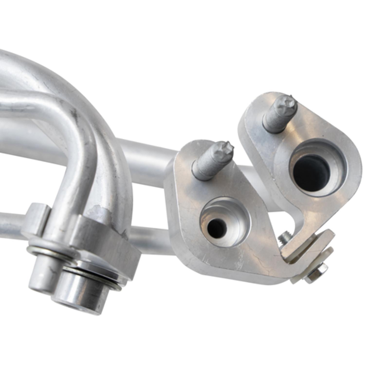 Four Seasons 66817 - A/C Refrigerant Suction Hose Four Seasons 66817 A/C Refrigerant Suction Hose product image 4 of 7