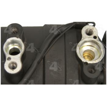 2000 Nissan Xterra A/C Compressor Four Seasons 67456 image 3 of 4