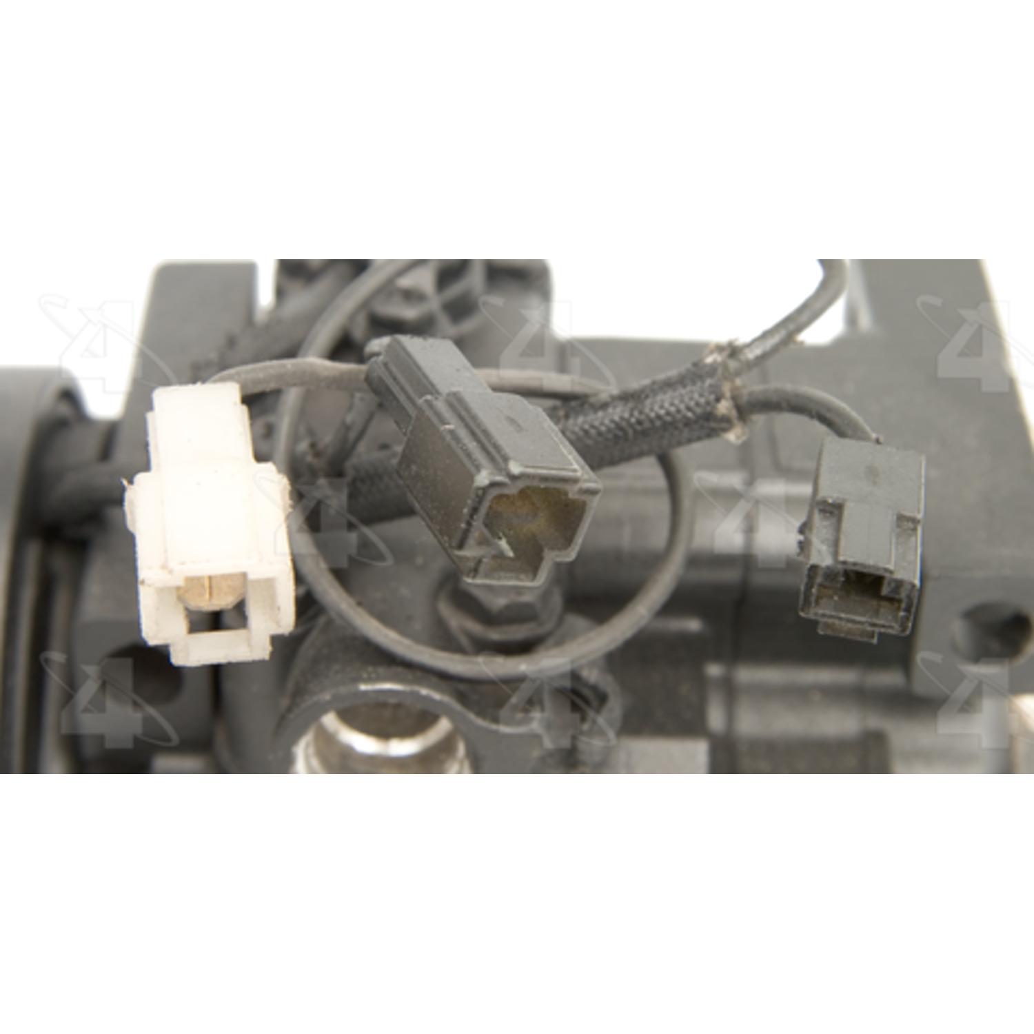 Four Seasons 67478 - A/C Compressor Four Seasons 67478 A/C Compressor product image 3 of 7