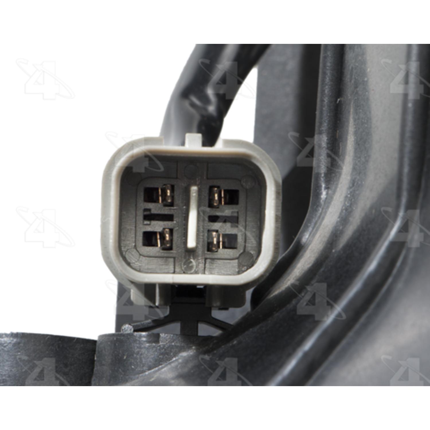 Four Seasons 75224 - Engine Cooling Fan Assembly Four Seasons 75224 Engine Cooling Fan Assembly product image 3 of 4