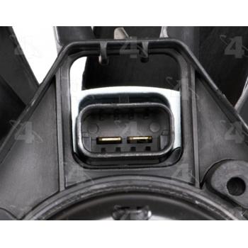 2004 Pontiac Sunfire Engine Cooling Fan Assembly Four Seasons 75234 image 3 of 4