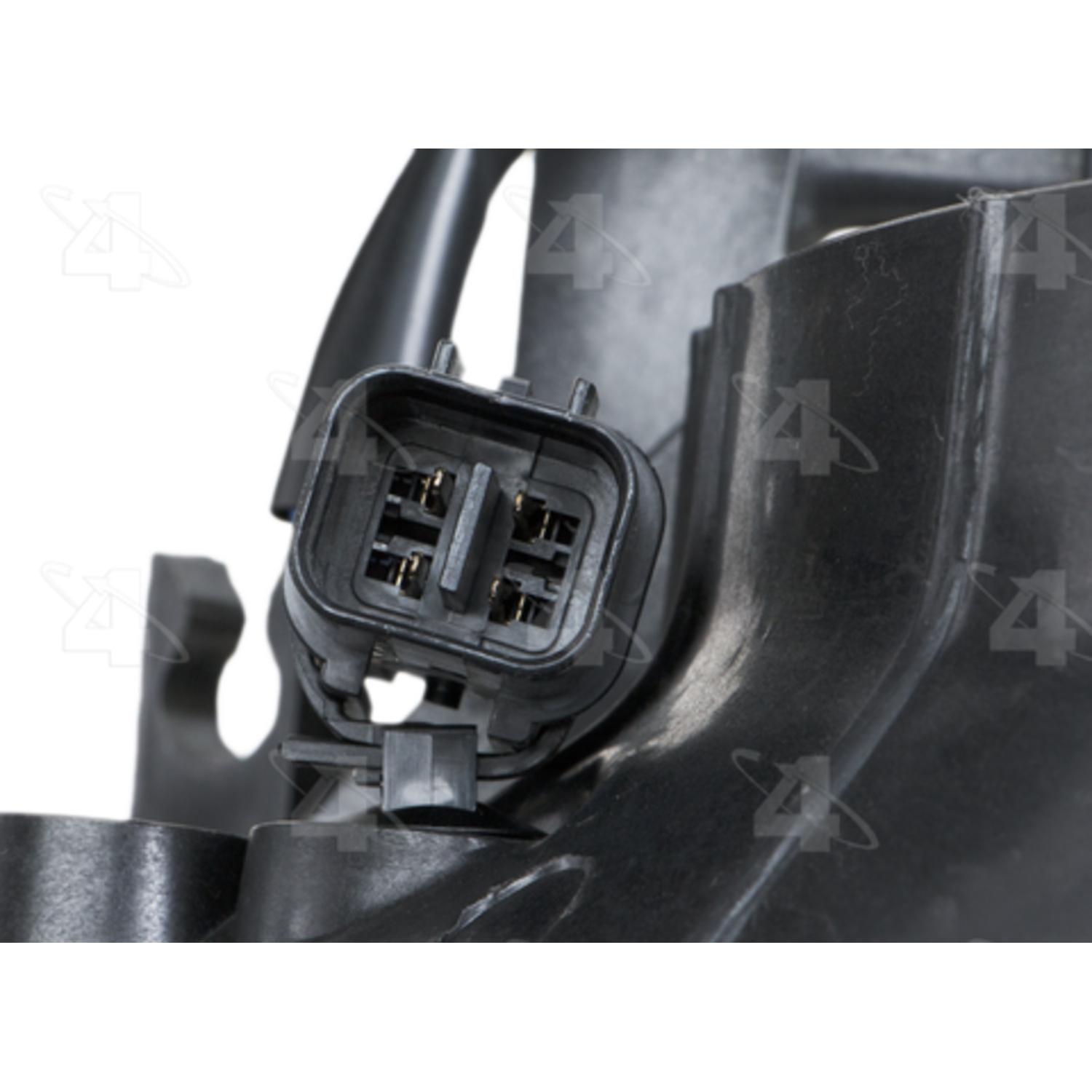 Four Seasons 75255 - Engine Cooling Fan Assembly Four Seasons 75255 Engine Cooling Fan Assembly product image 3 of 4