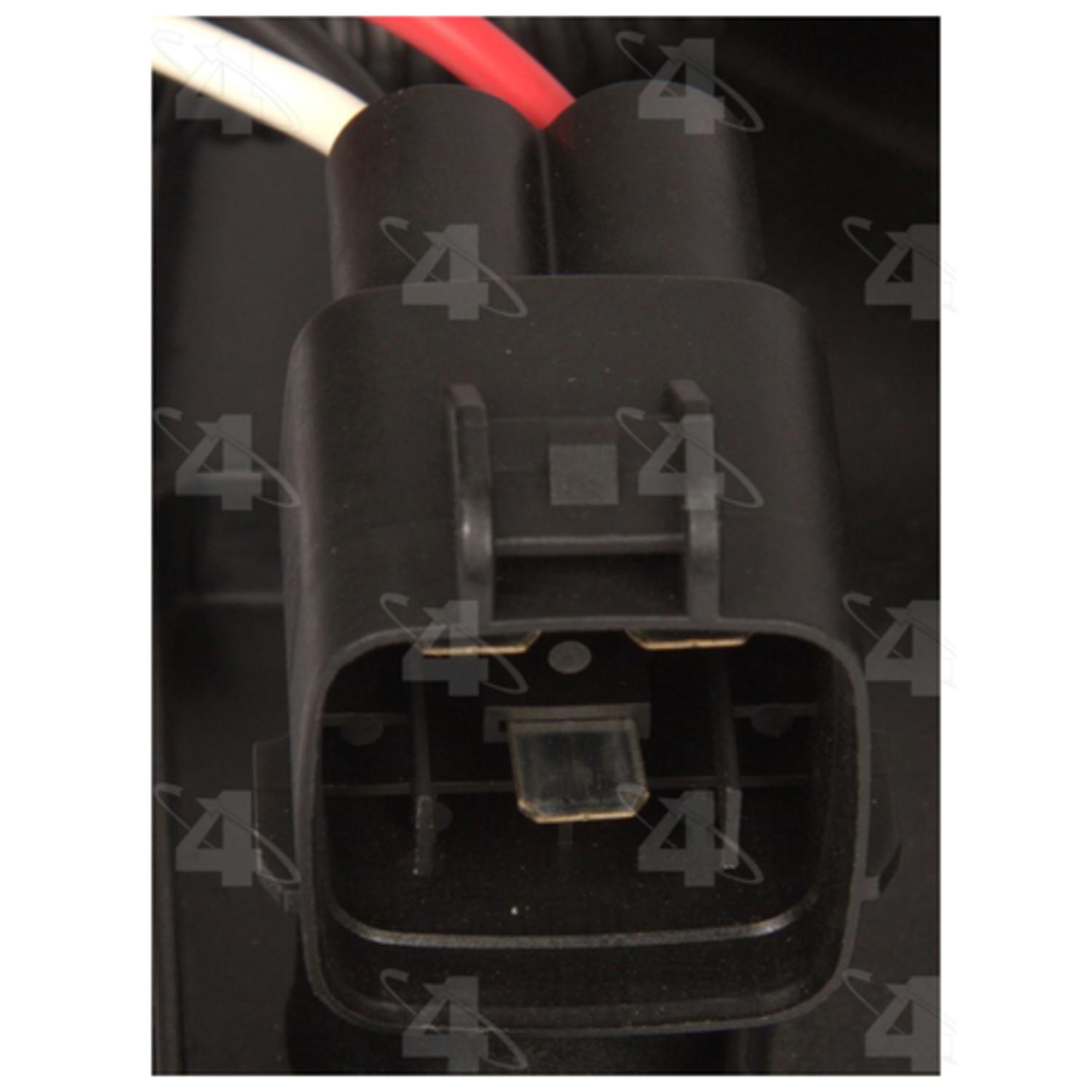 Four Seasons 75637 Engine Cooling Fan Assembly product image 3 of 5