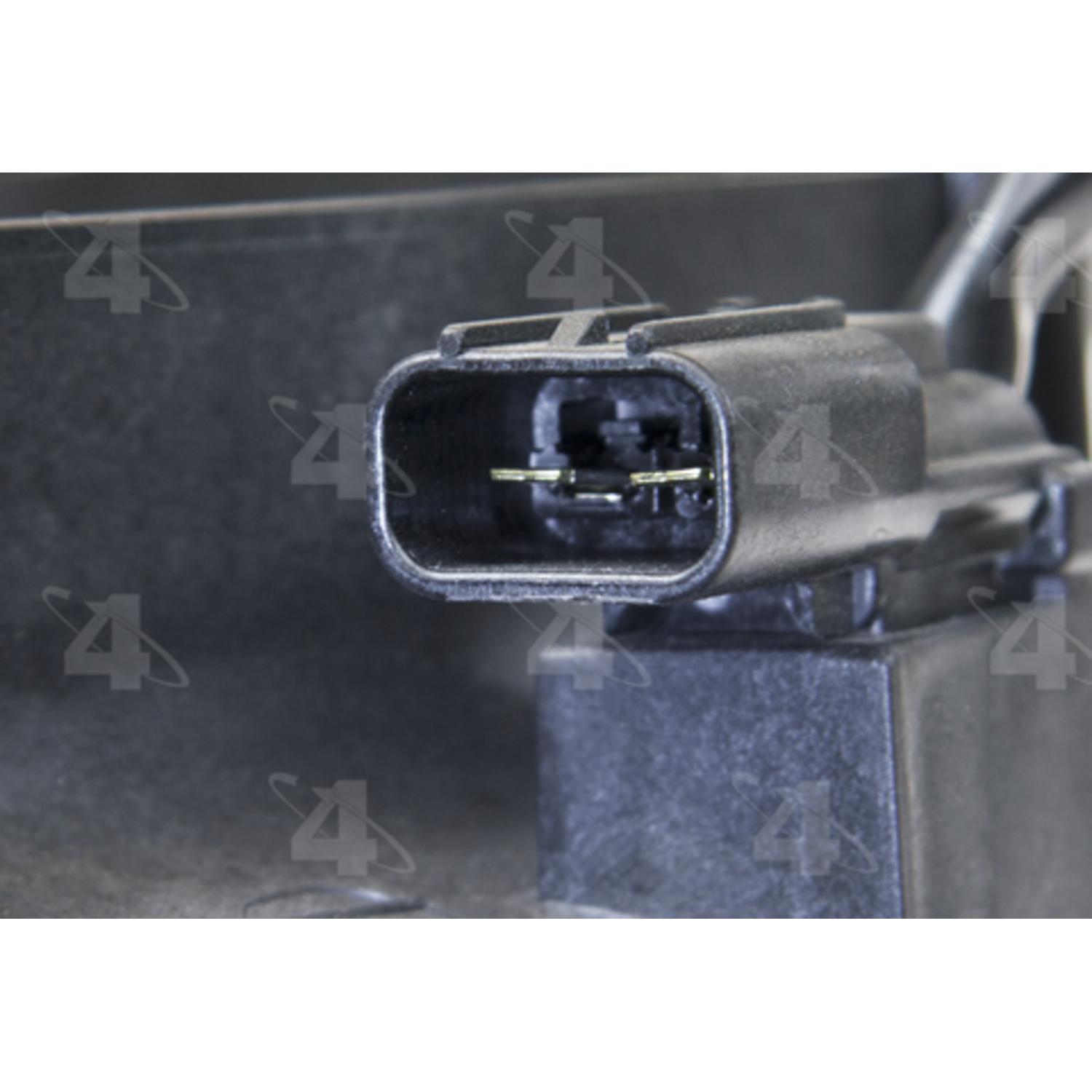Four Seasons 76218 Engine Cooling Fan Assembly product image 3 of 3
