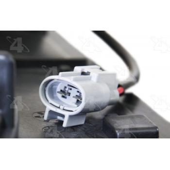 2010 Toyota Matrix Dual Radiator and Condenser Fan Assembly Four Seasons 76224 image 3 of 4