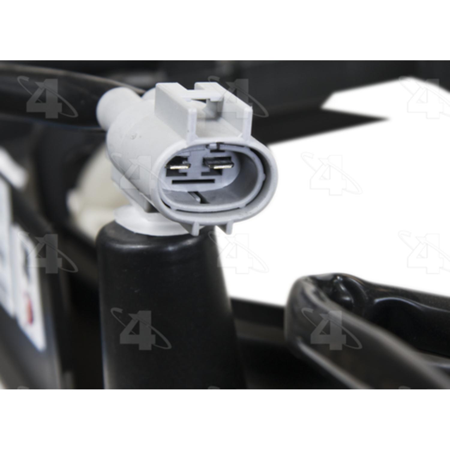 Four Seasons 76225 Dual Radiator and Condenser Fan Assembly product image 3 of 4