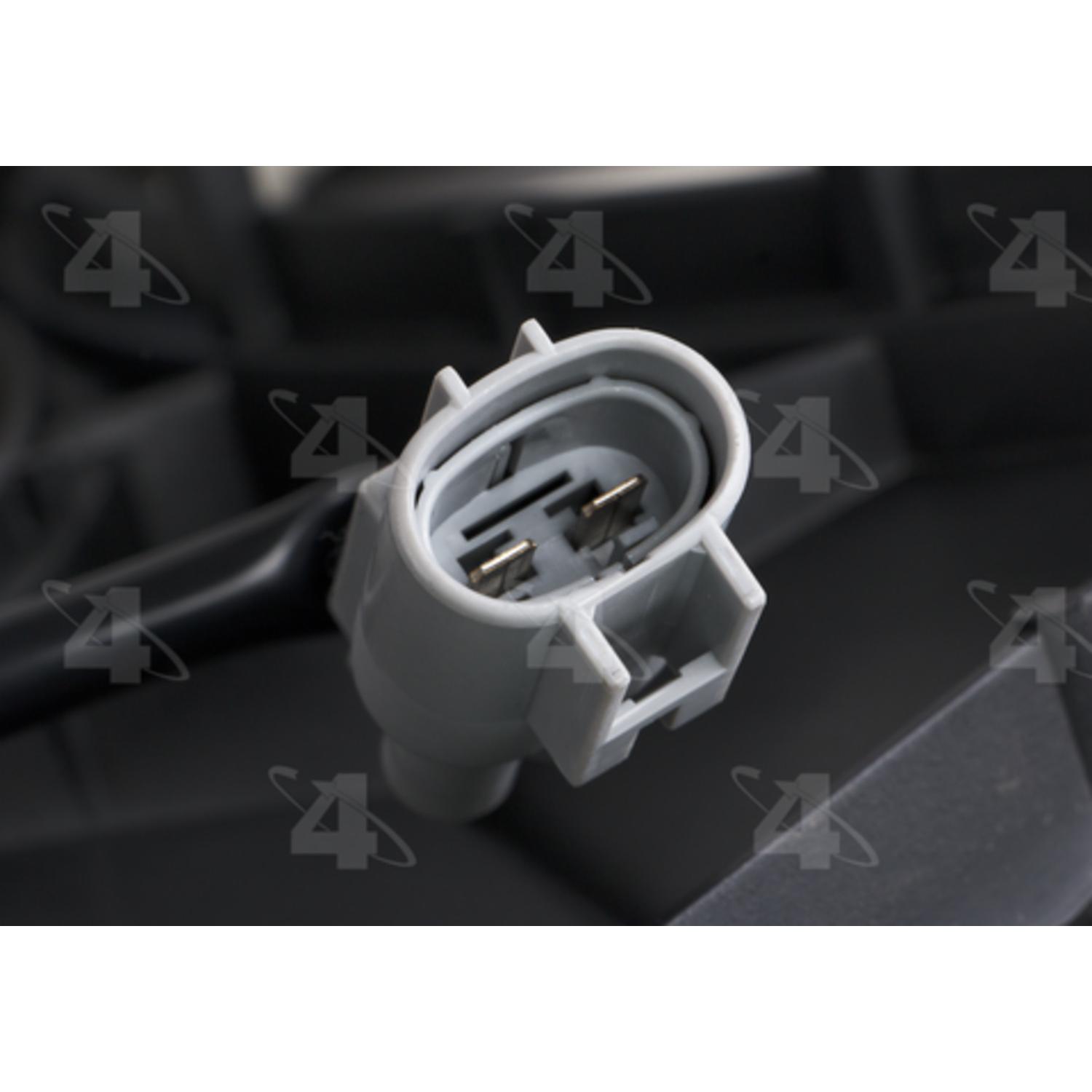 Four Seasons 76253 - Engine Cooling Fan Assembly Four Seasons 76253 Dual Radiator and Condenser Fan Assembly product image 3 of 4