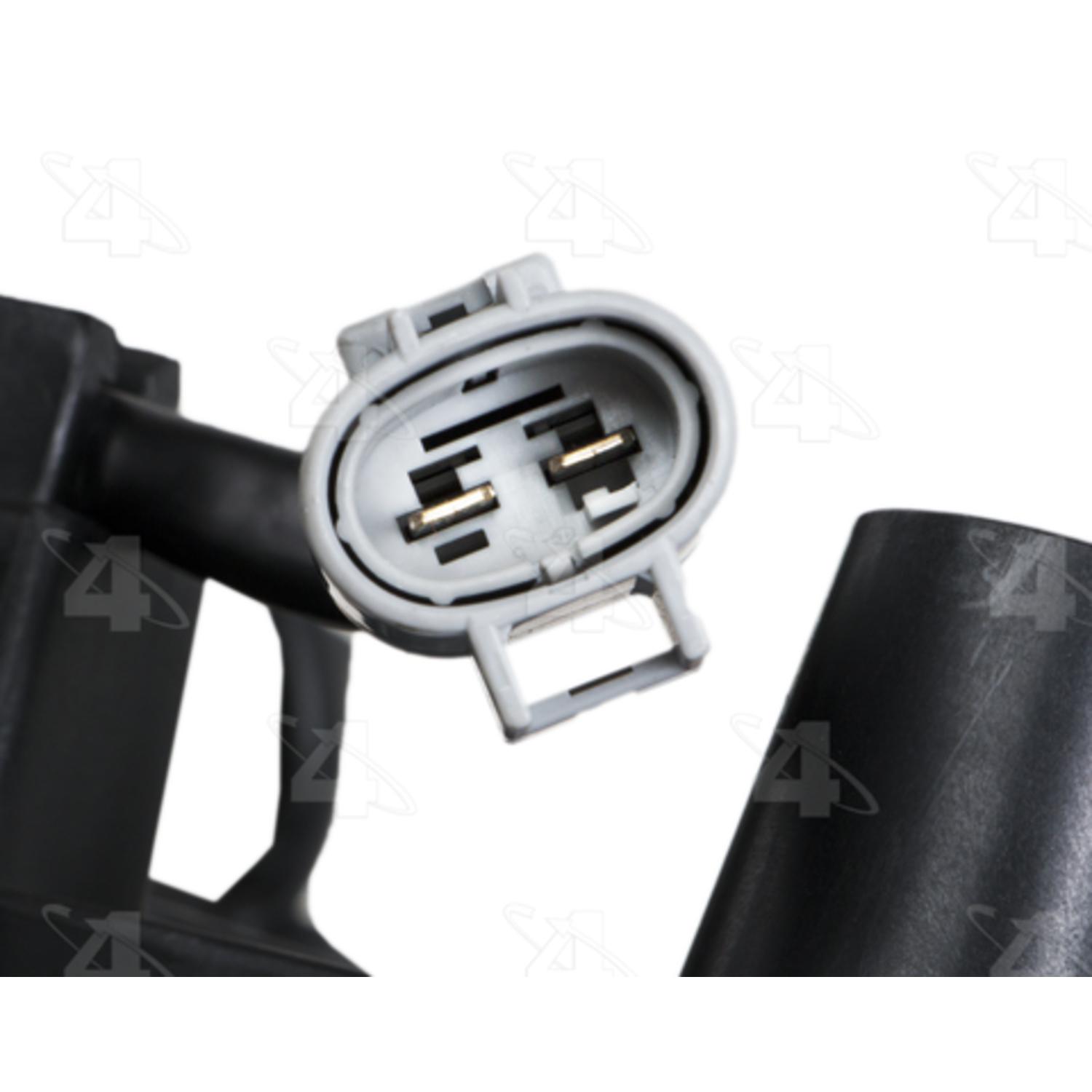 Four Seasons 76260 Dual Radiator and Condenser Fan Assembly product image 3 of 5