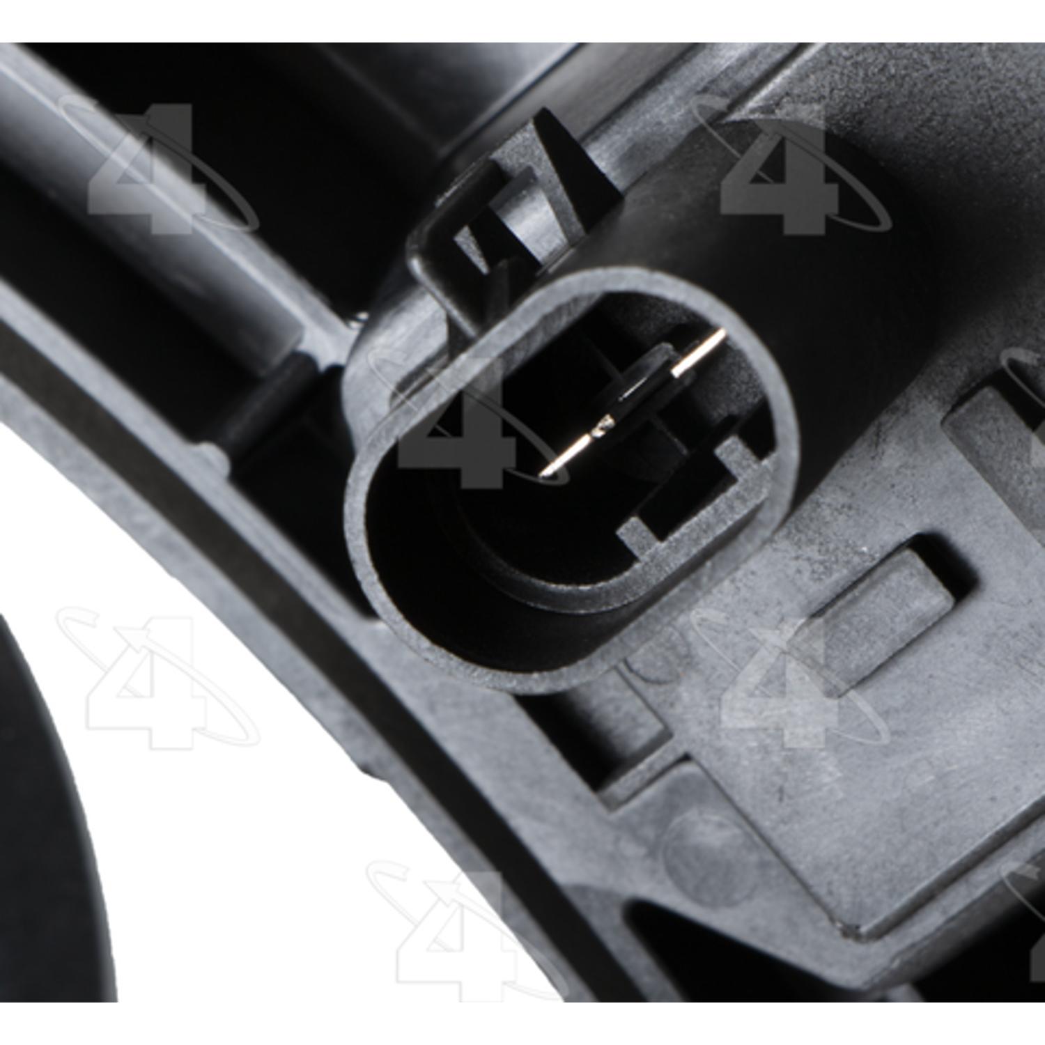 Four Seasons 76392 Engine Cooling Fan Assembly product image 3 of 4