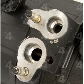 2002 Chrysler Voyager A/C Compressor Four Seasons 77301 image 4 of 4