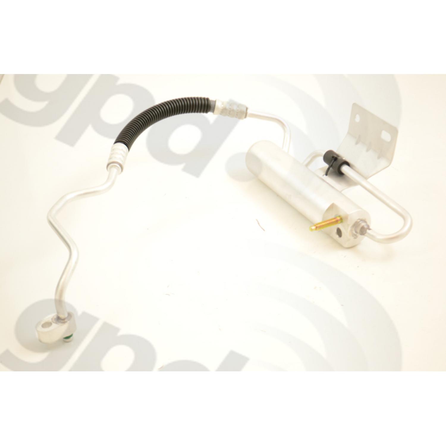 Global Parts Distributors 1411935 - A/C Accumulator with Hose Assembly Global Parts Distributors 1411935 A/C Accumulator with Hose Assembly product image 1 of 1