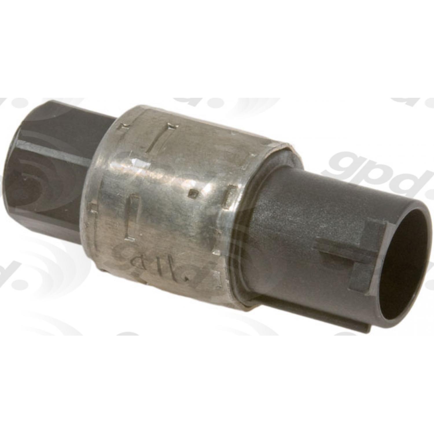 Global Parts Distributors 1711362 - A/C Clutch Cycle Switch Connector Global Parts Distributors 1711362 A/C Clutch Cycle Switch product image 1 of 1