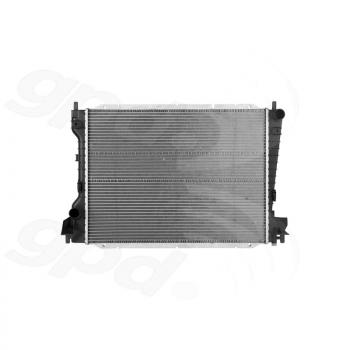 2005 Jaguar Super V8 Radiator