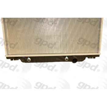2005 Ford F-450 Super Duty Radiator Global Parts Distributors 2886C image 4 of 4
