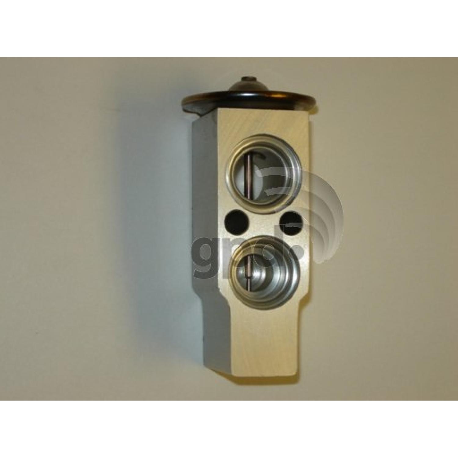 Global Parts Distributors 3411381 A/C Expansion Valve product image 1 of 1