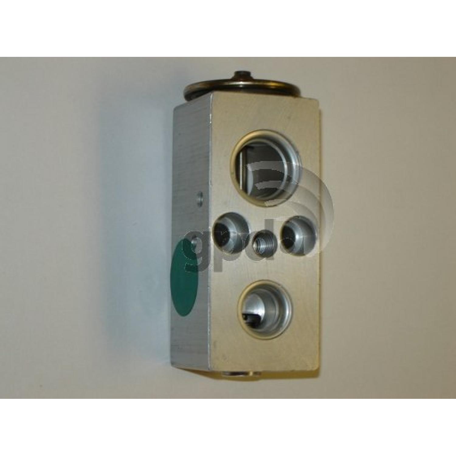 Global Parts Distributors 3411401 - A/C Expansion Valve Global Parts Distributors 3411401 A/C Expansion Valve product image 1 of 1