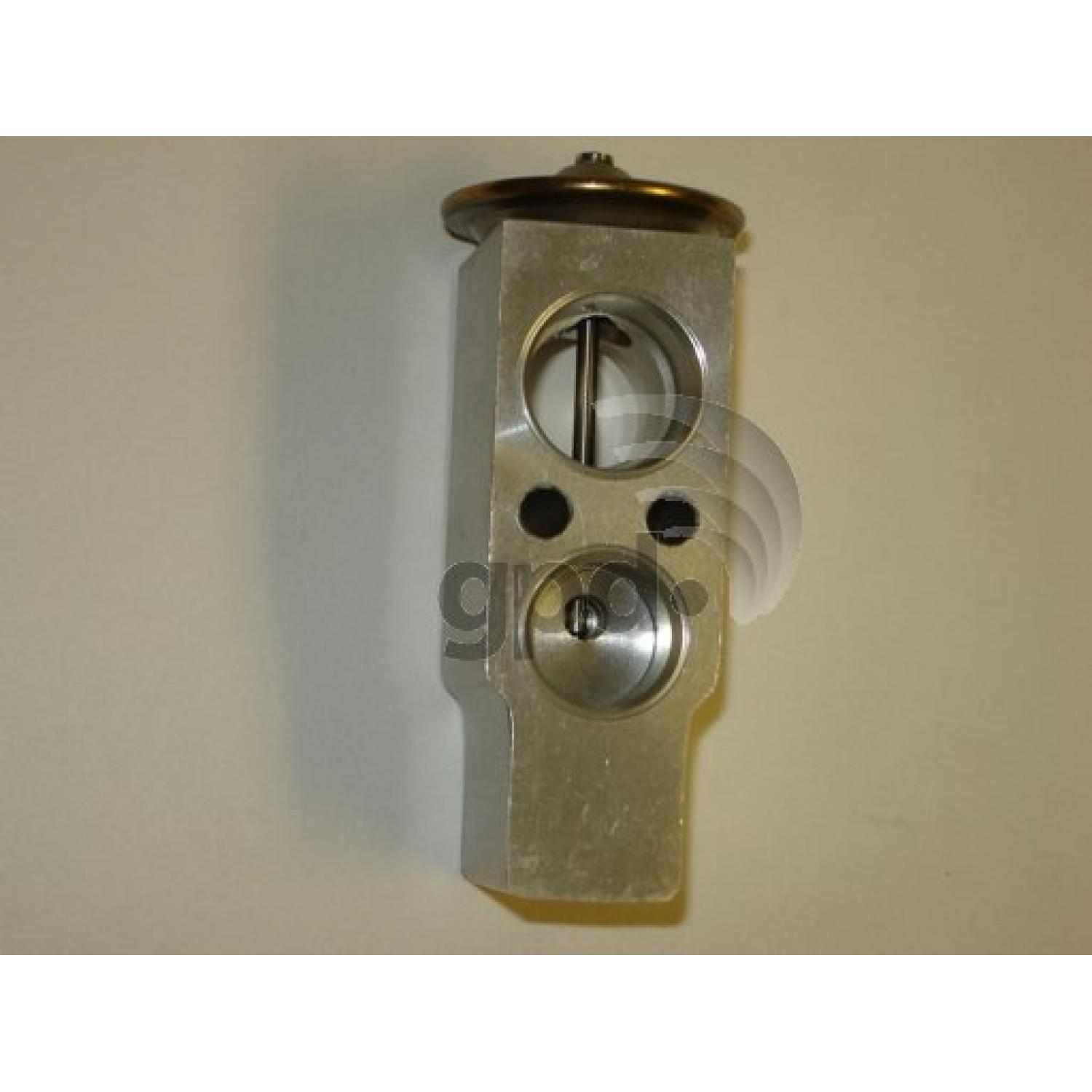 Global Parts Distributors 3411421 A/C Expansion Valve product image 1 of 1
