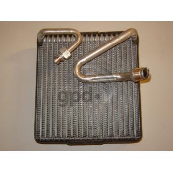 2002 Suzuki Esteem A/C Evaporator Core Global Parts Distributors 4711636 image 1 of 1